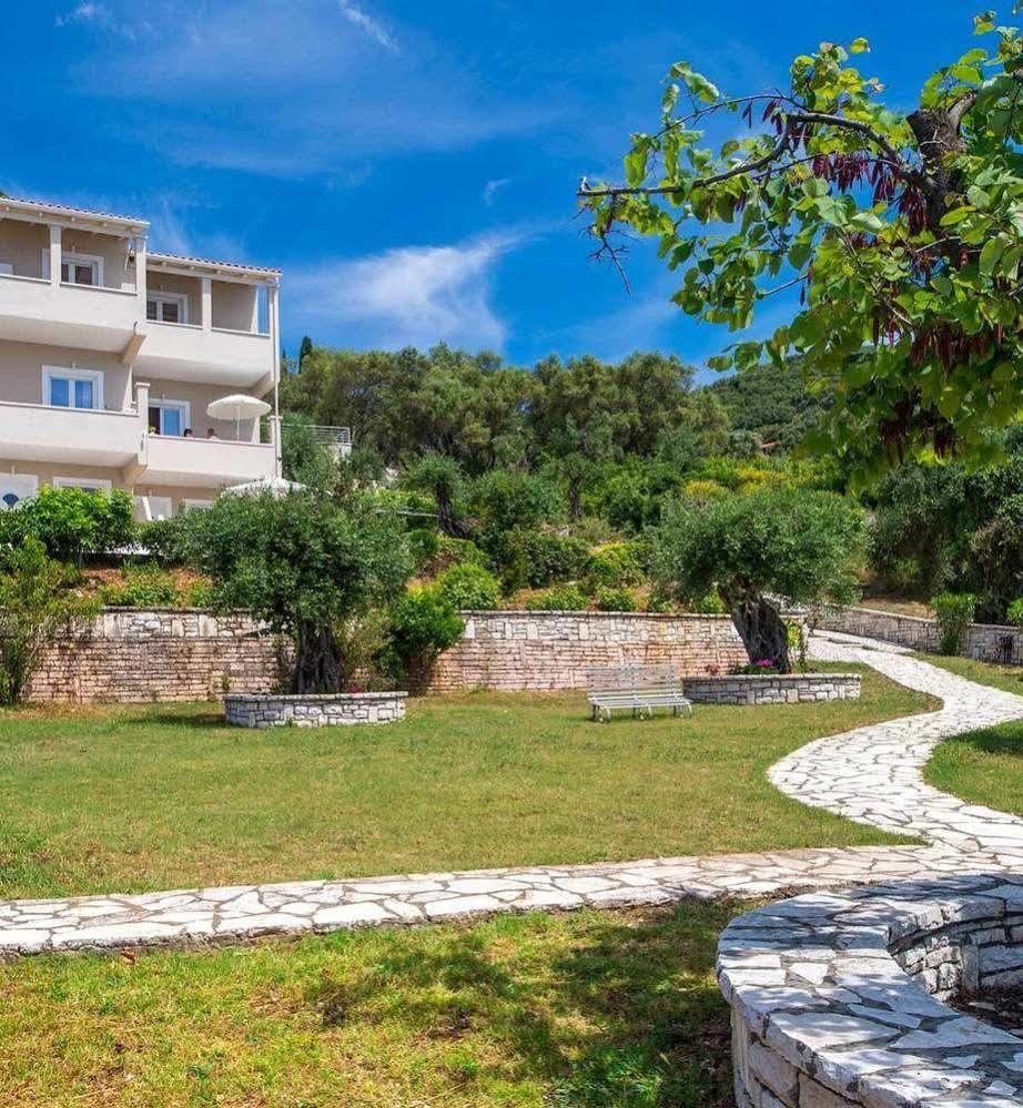Krouzeri Beach Apartments Katavolos ภายนอก รูปภาพ