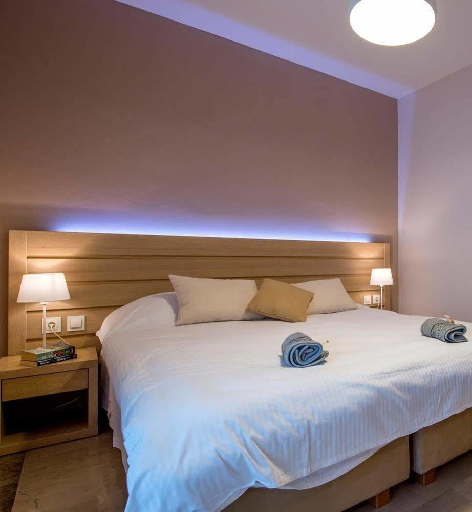 Krouzeri Beach Apartments Katavolos ภายนอก รูปภาพ