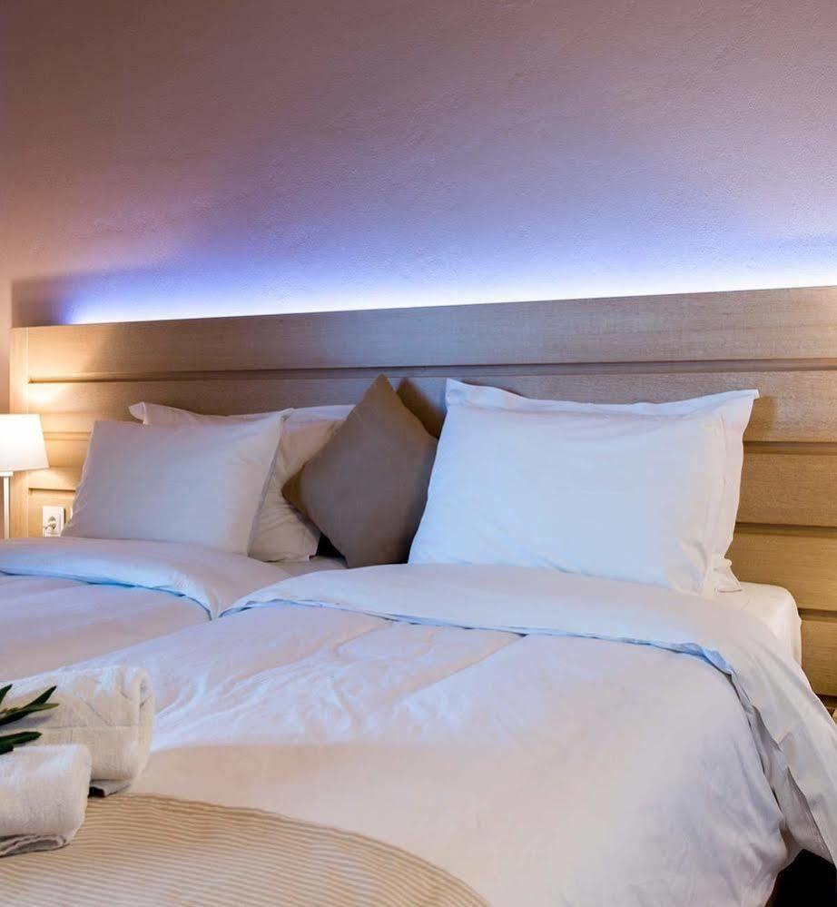 Krouzeri Beach Apartments Katavolos ภายนอก รูปภาพ