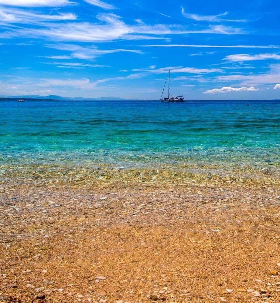 Krouzeri Beach Apartments Katavolos ภายนอก รูปภาพ